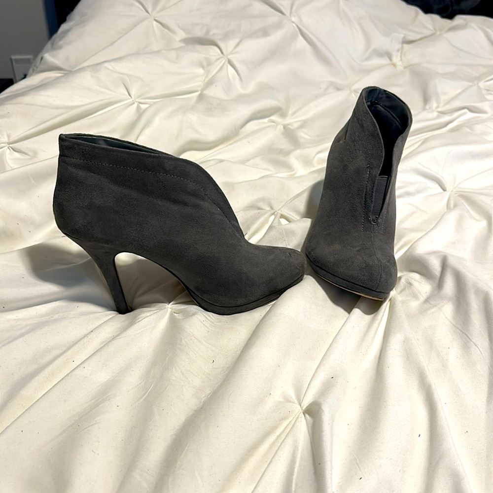 Grey heels